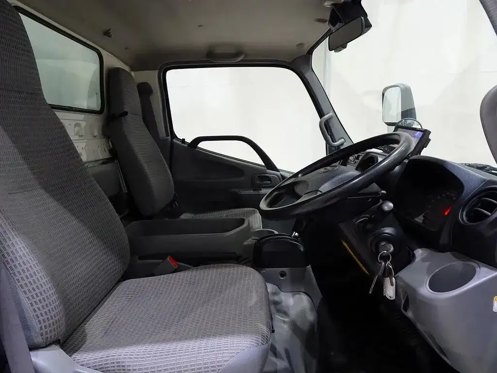 日野 デュトロ 小型 冷凍冷蔵 低温 2室の中古トラック画像8