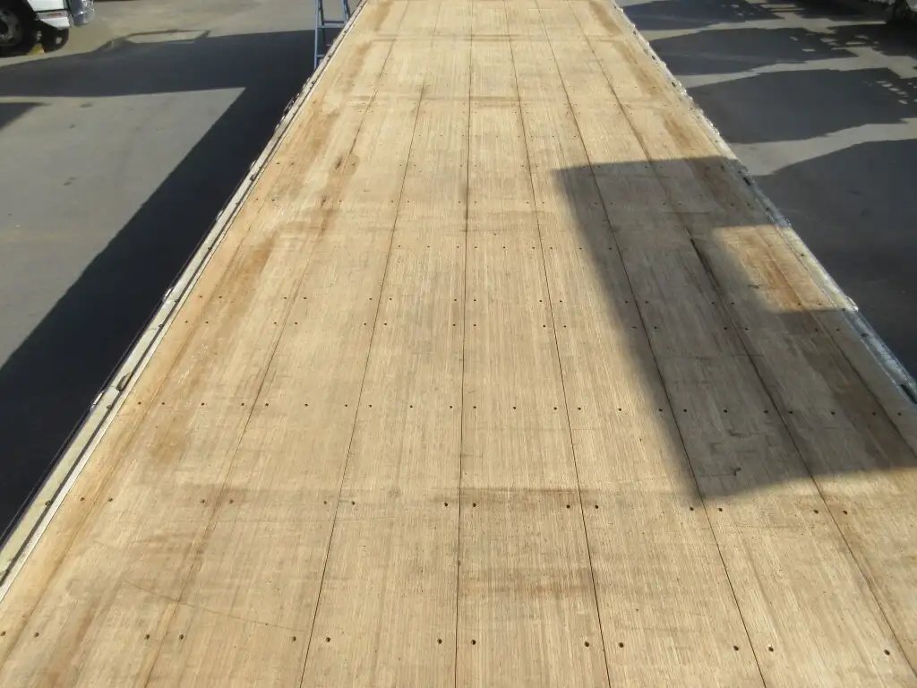 三菱 スーパーグレート 大型 ウイング エアサス ベッドの中古トラック画像10