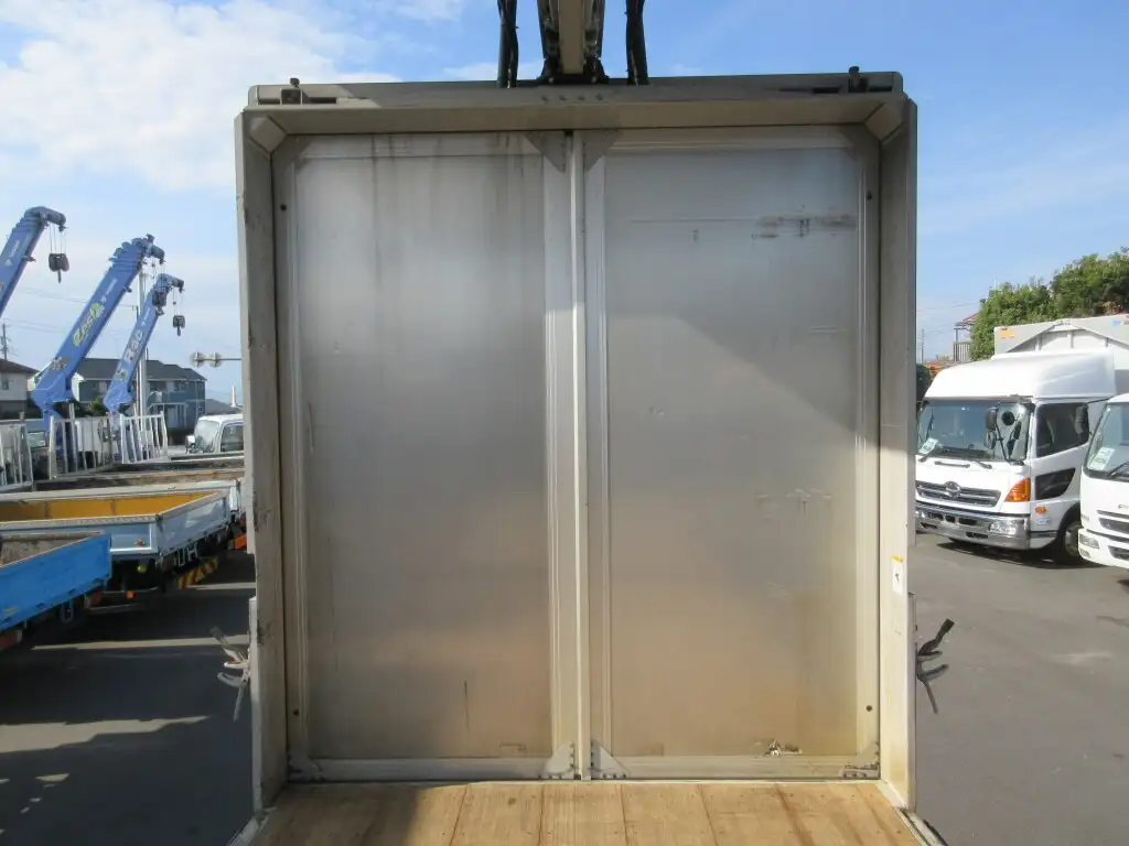 三菱 スーパーグレート 大型 ウイング エアサス ベッドの中古トラック画像11