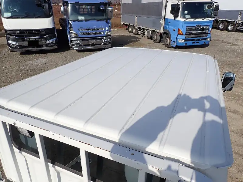 三菱 キャンター 小型 平ボディ Wキャブ アルミブロックの中古トラック画像9