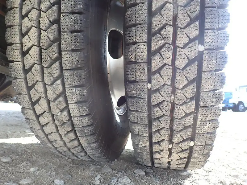 三菱 キャンター 小型 平ボディ Wキャブ アルミブロックの中古トラック画像20