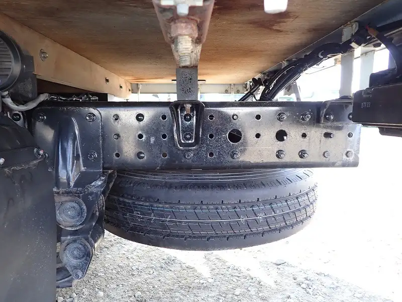 三菱 キャンター 小型 平ボディ Wキャブ アルミブロックの中古トラック画像像17