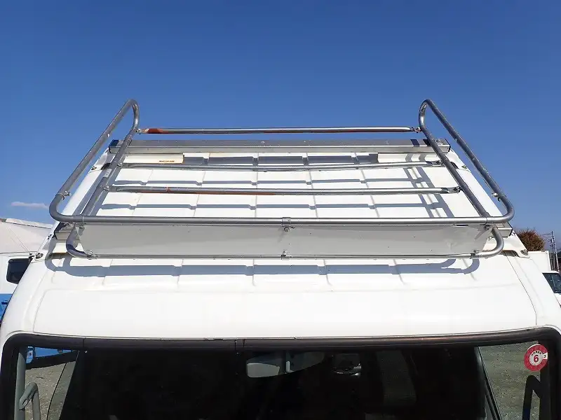 三菱 キャンター 小型 平ボディ 床鉄板 2PG-FBAV0の中古トラック画像9