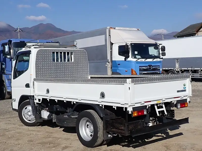 三菱 キャンター 小型 平ボディ 床鉄板 2PG-FBAV0の中古トラック画像5