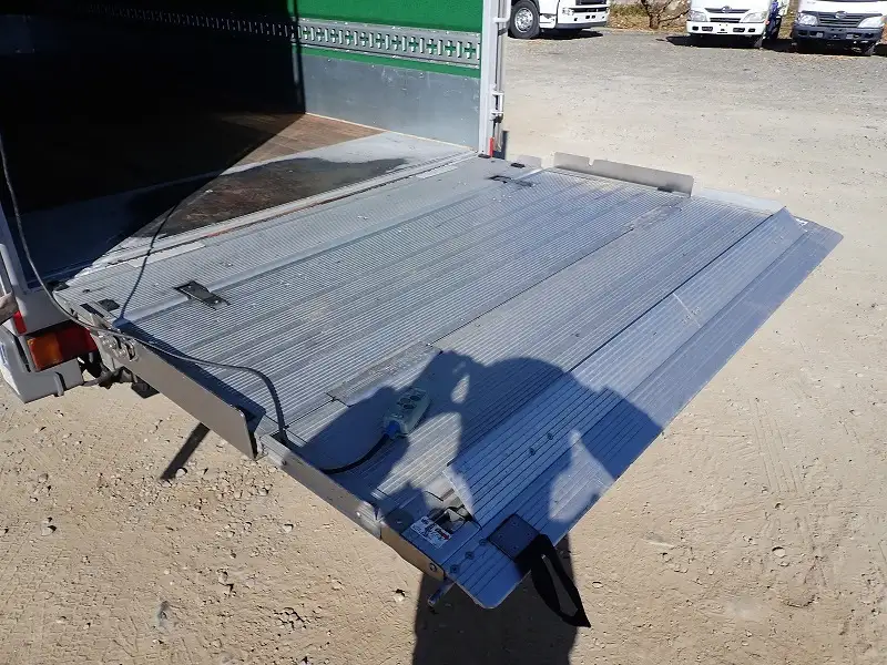 日野 デュトロ 小型 アルミバン パワーゲート サイドドアの中古トラック画像10