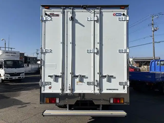 いすゞ エルフ 小型 冷凍冷蔵 低温 床アルミの中古トラック画像3