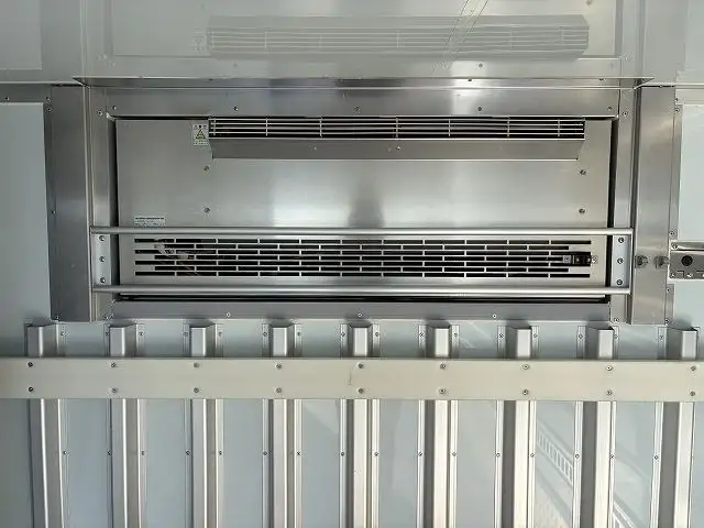 いすゞ エルフ 小型 冷凍冷蔵 低温 床アルミの中古トラック画像7