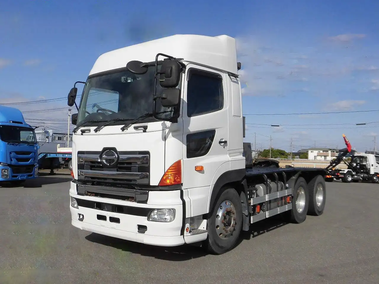 日野 プロフィア 大型 トラクター ハイルーフ 2デフ の中古トラック【車両No.201913】