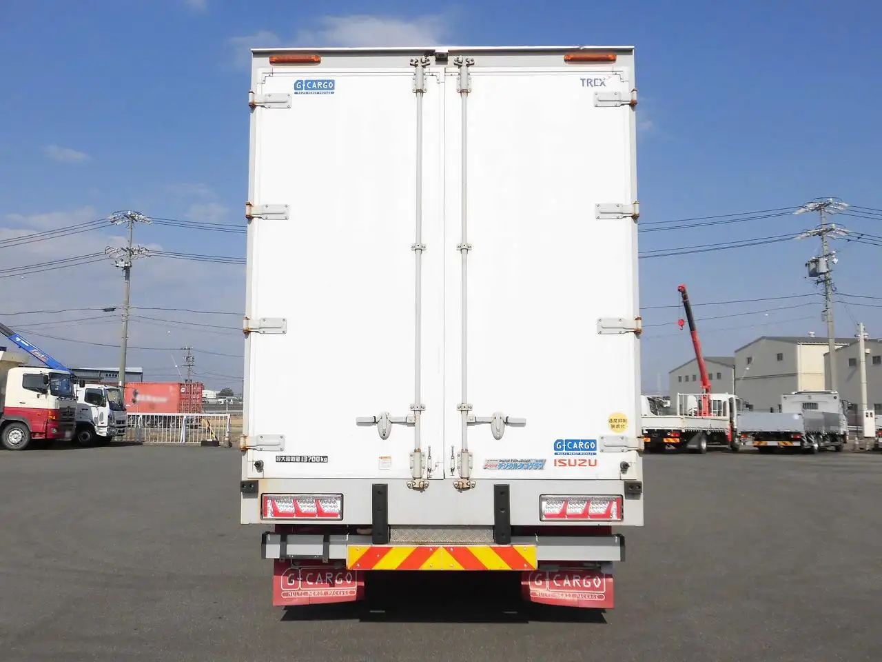 いすゞ ギガ 大型 ウイング エアサス ベッドの中古トラック画像5