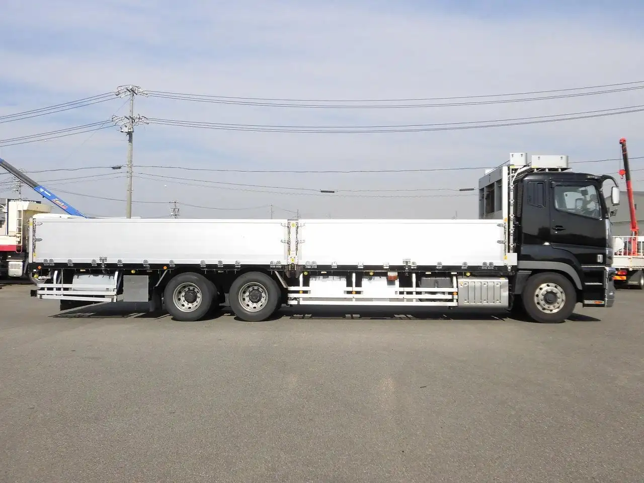 三菱 スーパーグレート 大型 平ボディ アルミブロック エアサスの中古トラック画像3