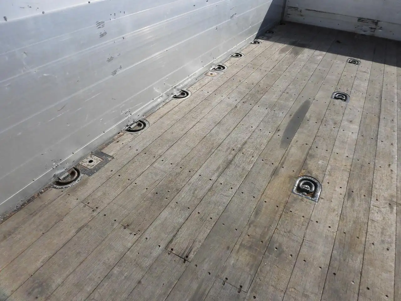 三菱 スーパーグレート 大型 平ボディ アルミブロック エアサスの中古トラック画像11