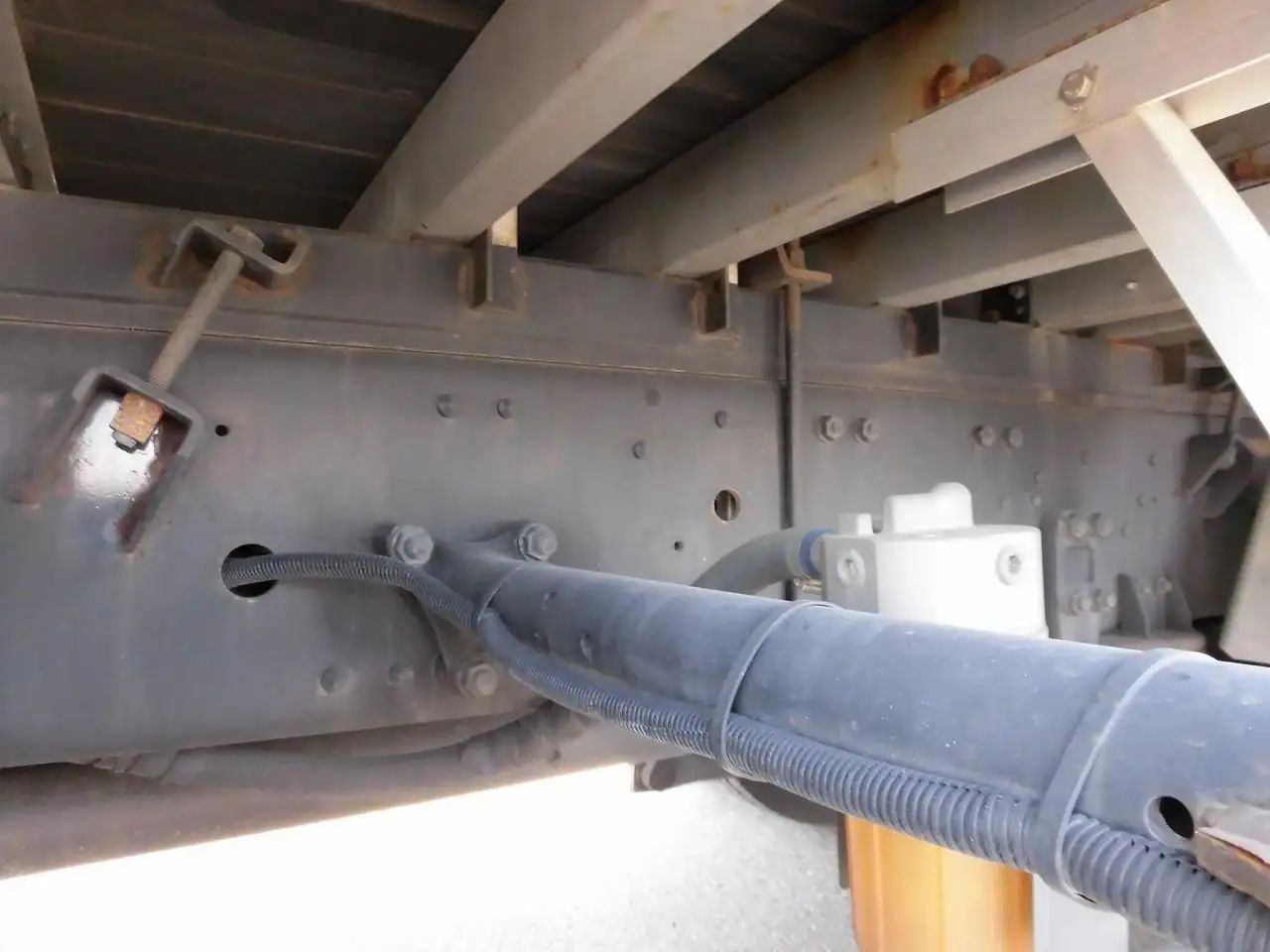 三菱 スーパーグレート 大型 平ボディ アルミブロック エアサスの中古トラック画像18