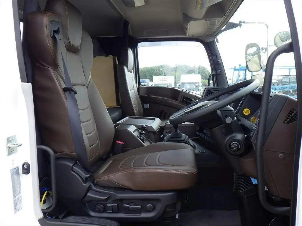 いすゞ ギガ 大型 車両重機運搬 4段クレーン ラジコンの中古トラック画像12