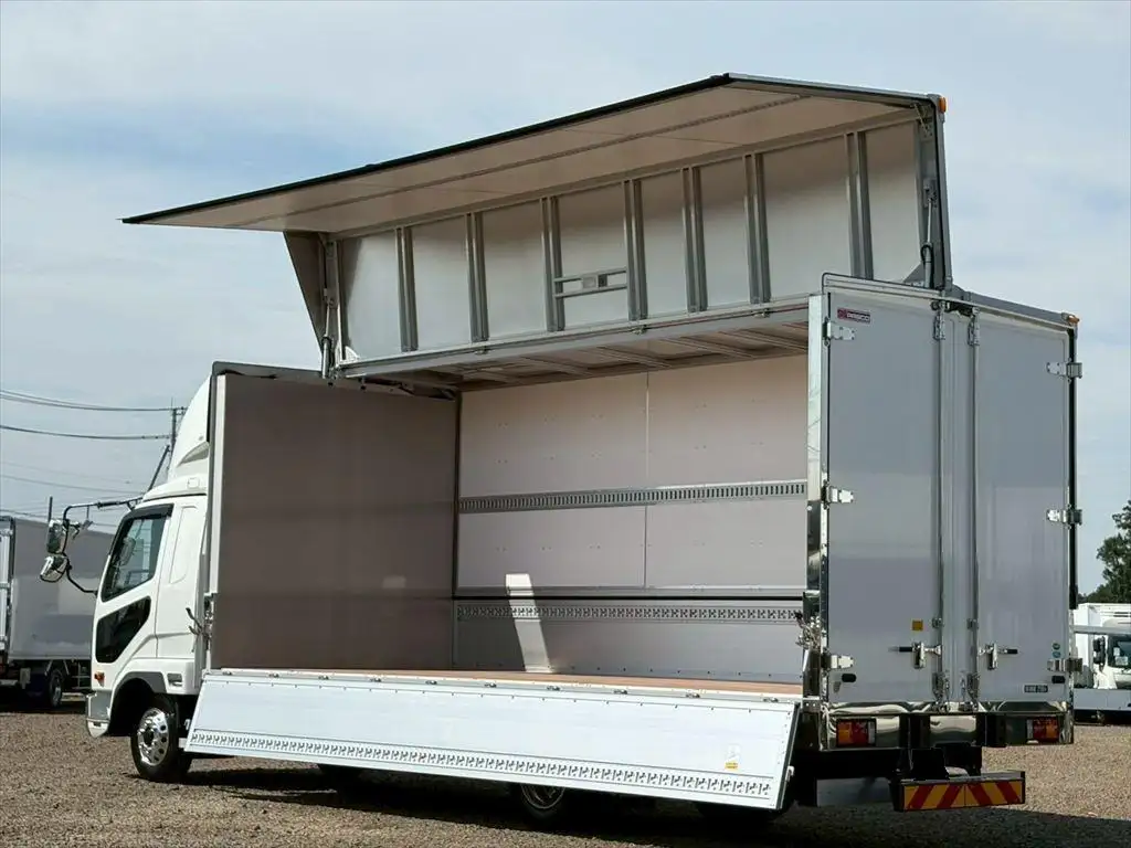 三菱 ファイター 中型/増トン ウイング エアサス ベッドの中古トラック画像6
