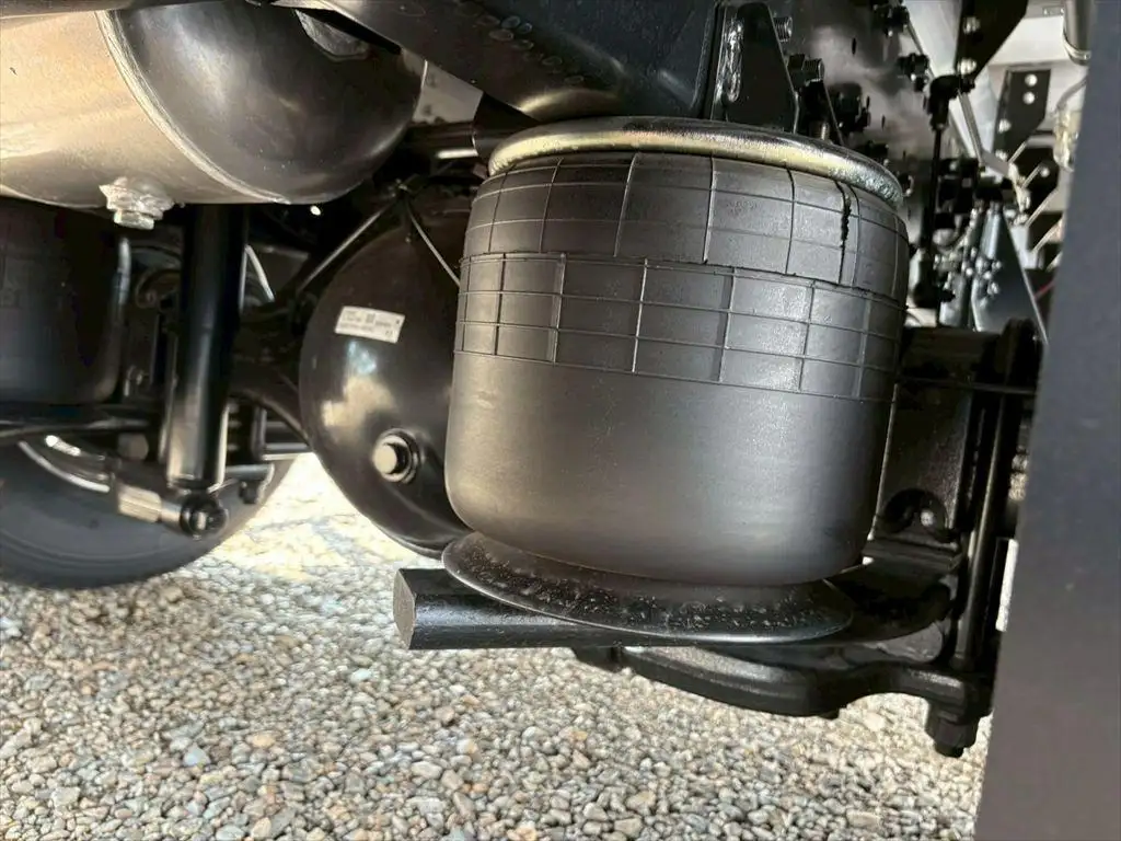 三菱 ファイター 中型/増トン ウイング エアサス ベッドの中古トラック画像18