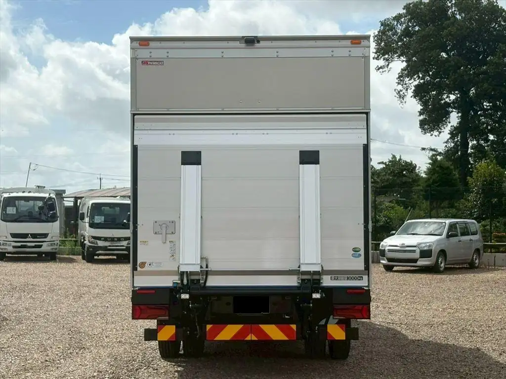 三菱 キャンター 小型 アルミバン パワーゲート サイドドアの中古トラック画像4