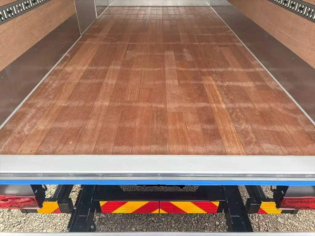 三菱 キャンター 小型 アルミバン パワーゲート サイドドアの中古トラック画像9