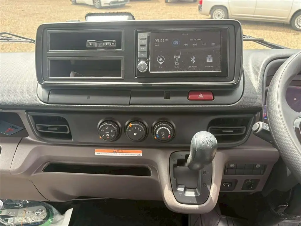 三菱 キャンター 小型 アルミバン パワーゲート サイドドアの中古トラック画像16