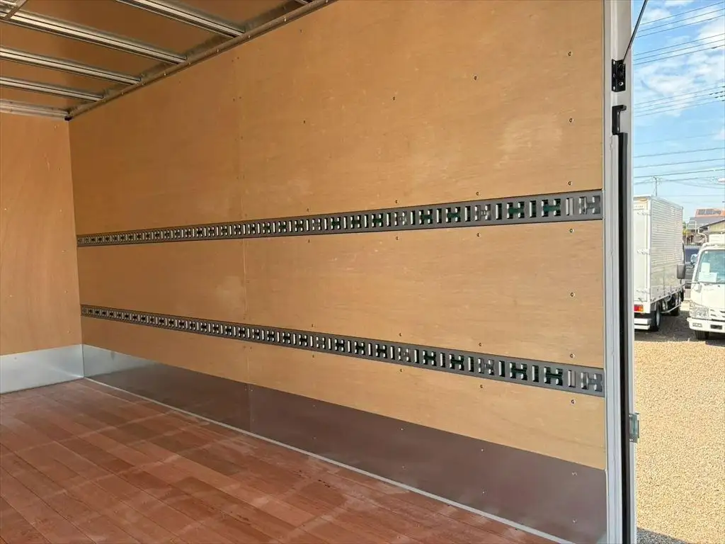 三菱 キャンター 小型 アルミバン パワーゲート サイドドアの中古トラック画像10