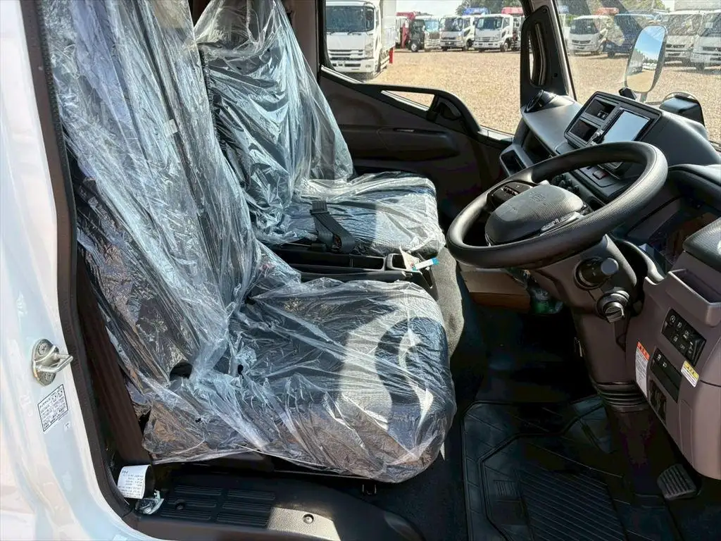 三菱 キャンター 小型 アルミバン パワーゲート サイドドアの中古トラック画像12