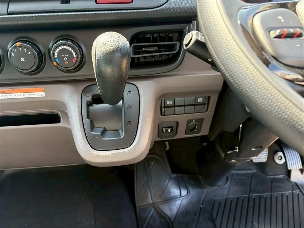 三菱 キャンター 小型 アルミバン パワーゲート サイドドアの中古トラック画像14