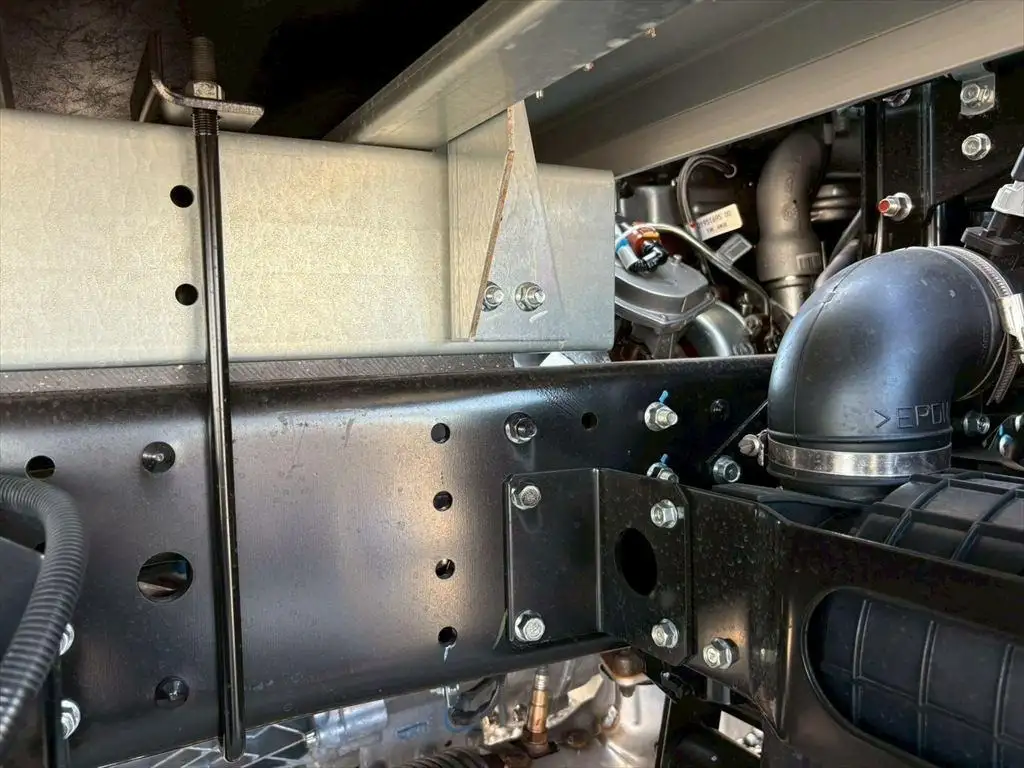 三菱 キャンター 小型 アルミバン パワーゲート サイドドアの中古トラック画像像17