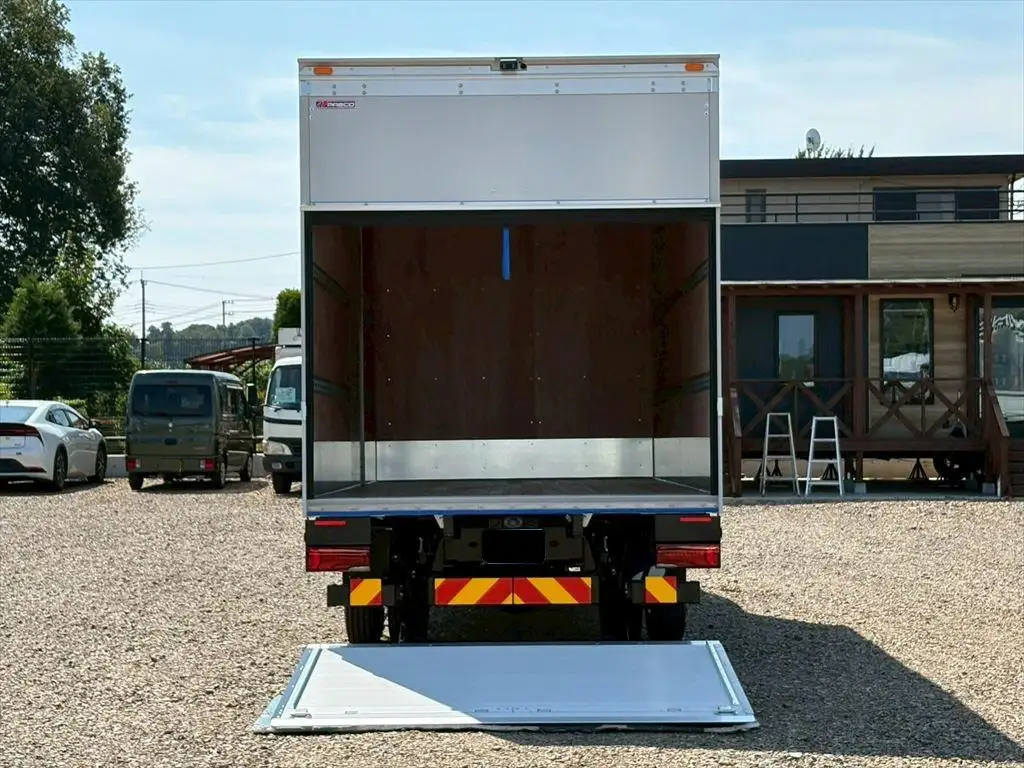 三菱 キャンター 小型 アルミバン パワーゲート サイドドアの中古トラック画像6