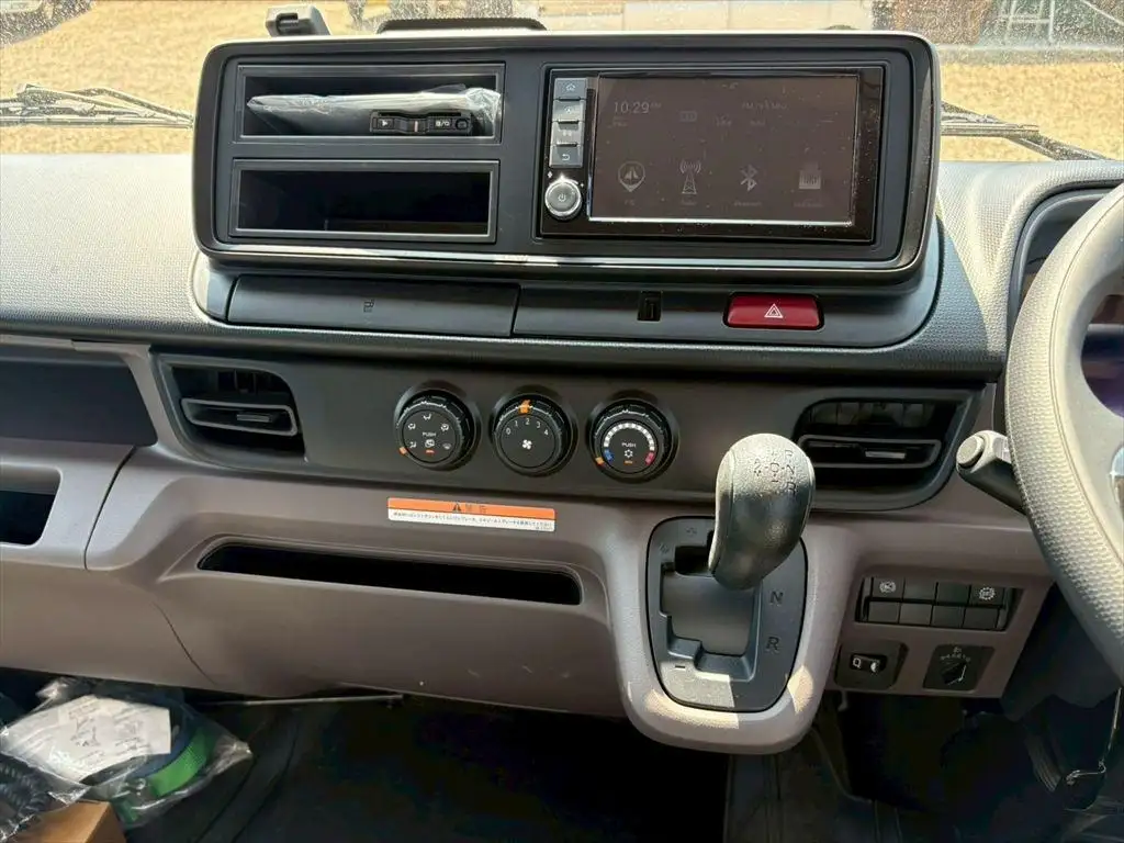 三菱 キャンター 小型 アルミバン パワーゲート サイドドアの中古トラック画像15