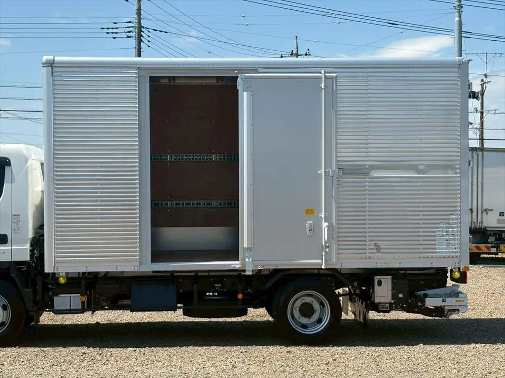 三菱 キャンター 小型 アルミバン パワーゲート サイドドアの中古トラック画像5