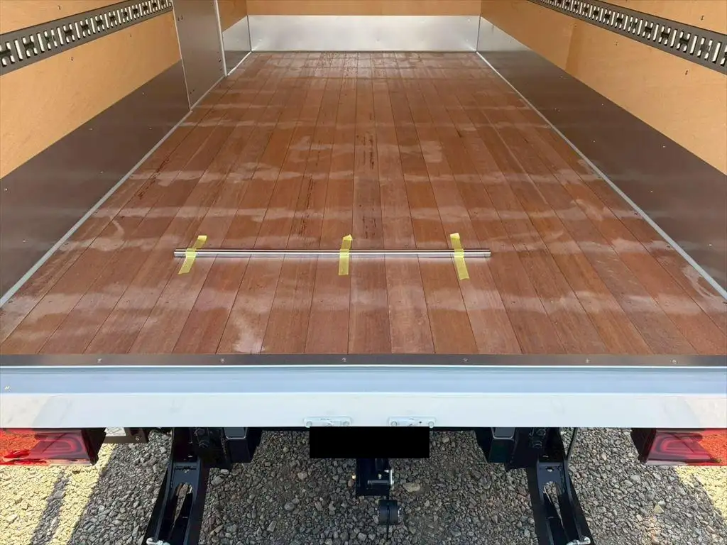 三菱 キャンター 小型 アルミバン パワーゲート サイドドアの中古トラック画像8