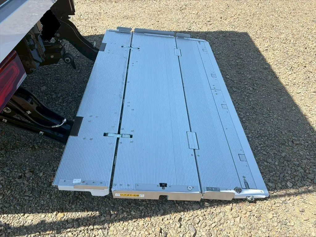 三菱 キャンター 小型 アルミバン パワーゲート サイドドアの中古トラック画像11