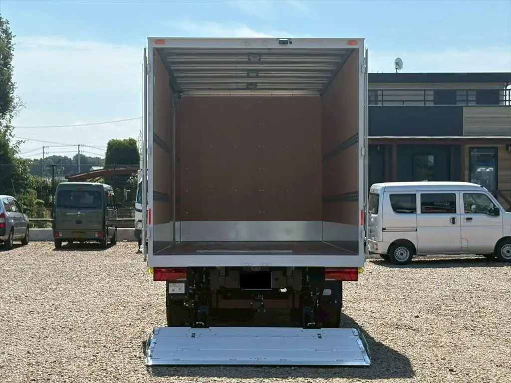 三菱 キャンター 小型 アルミバン パワーゲート サイドドアの中古トラック画像6