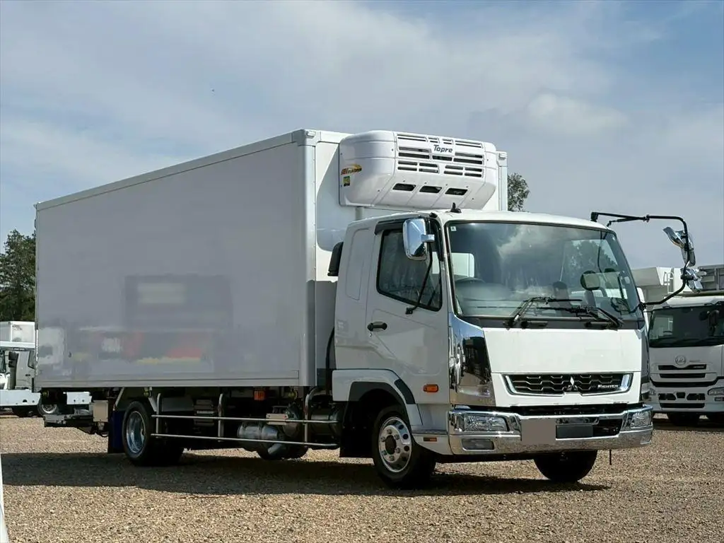 三菱 ファイター 中型/増トン 冷凍冷蔵 低温 パワーゲートの中古トラック画像2