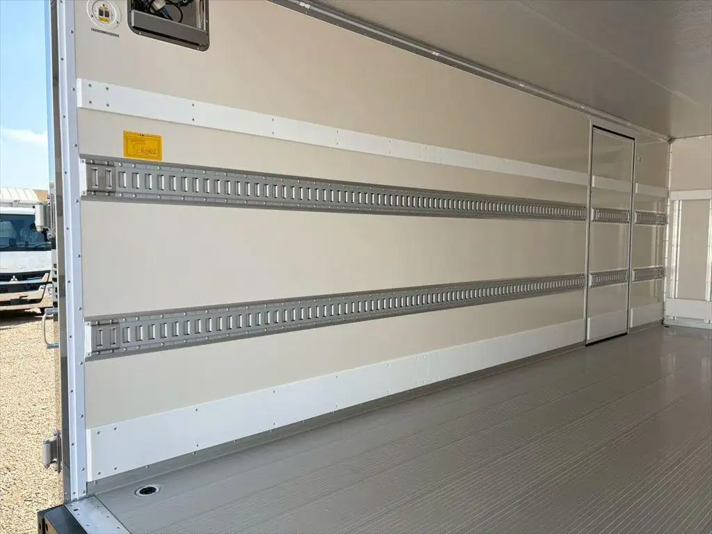 三菱 ファイター 中型/増トン 冷凍冷蔵 低温 パワーゲートの中古トラック画像8