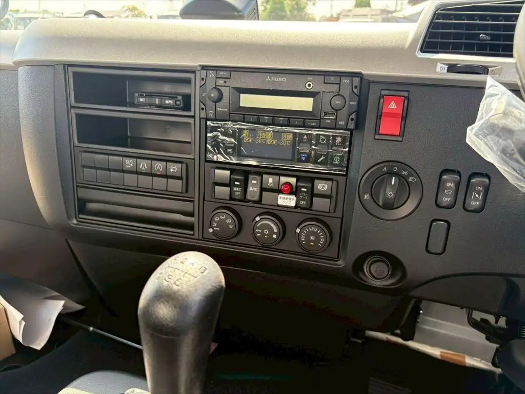 三菱 ファイター 中型/増トン 冷凍冷蔵 低温 パワーゲートの中古トラック画像14