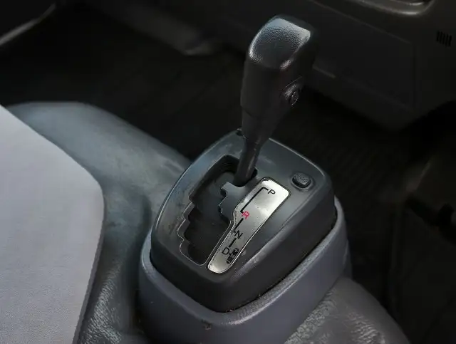 いすゞ エルフ 小型 アルミバン 3枚観音 TRG-NHR85ANの中古トラック画像16