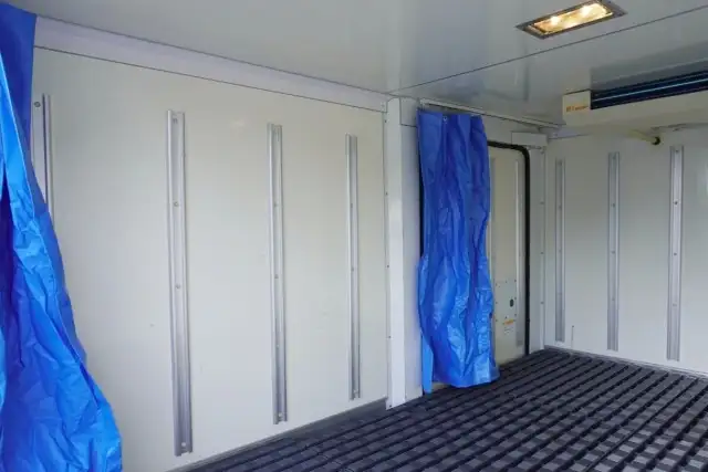 マツダ ボンゴ 小型 冷凍冷蔵 中温 サイドドアの中古トラック画像8