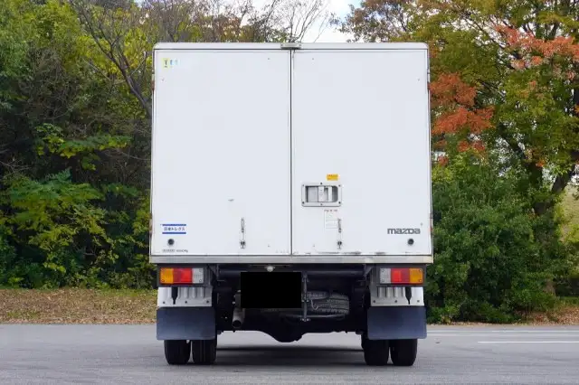 マツダ ボンゴ 小型 冷凍冷蔵 中温 サイドドアの中古トラック画像3