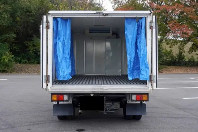 マツダ ボンゴ 小型 冷凍冷蔵 中温 サイドドアの中古トラック画像4