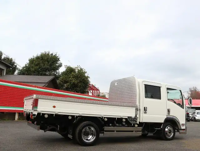 いすゞ エルフ 小型 平ボディ Wキャブ TRG-NLR85ARの中古トラック画像3