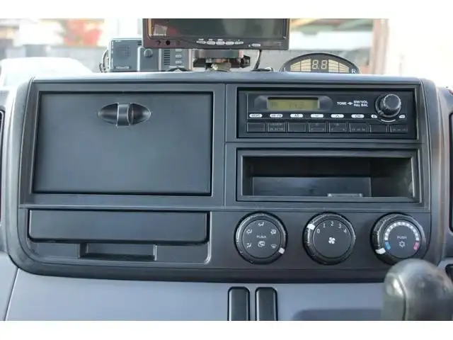 三菱 キャンター 小型 平ボディ 床鉄板 の中古トラック画像12