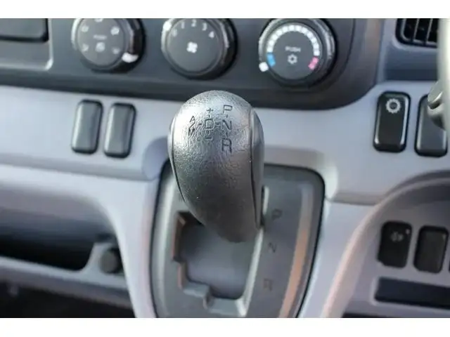 三菱 キャンター 小型 平ボディ 床鉄板 の中古トラック画像13