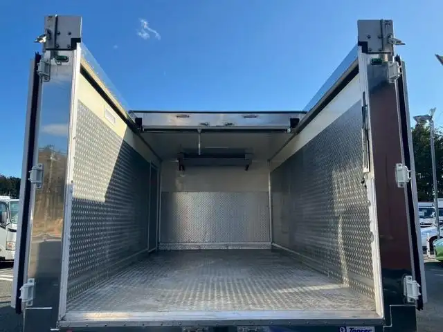 いすゞ エルフ 小型 冷凍冷蔵 低温 床アルミの中古トラック画像5