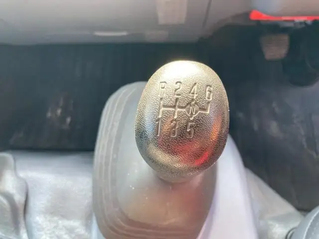 いすゞ エルフ 小型 平ボディ Wキャブ の中古トラック画像13