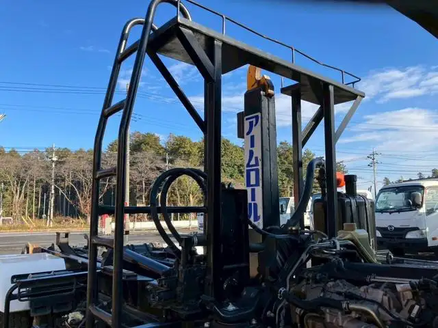 三菱 キャンター 小型 アームロール ツインホイスト の中古トラック画像5