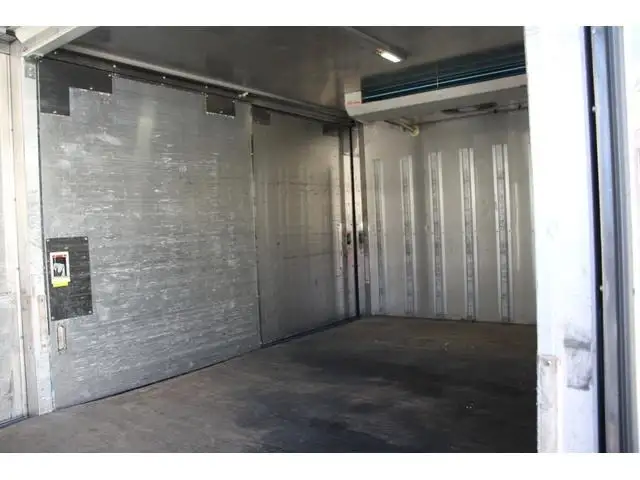 三菱 キャンター 小型 冷凍冷蔵 中温 サイドドアの中古トラック画像5