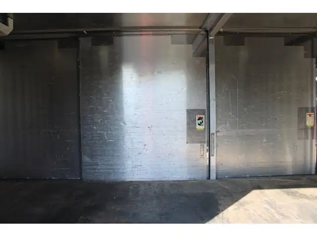 三菱 キャンター 小型 冷凍冷蔵 中温 サイドドアの中古トラック画像6