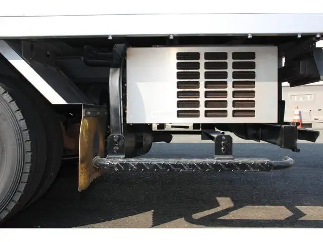 三菱 キャンター 小型 冷凍冷蔵 中温 サイドドアの中古トラック画像像17