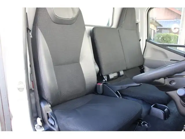 三菱 キャンター 小型 冷凍冷蔵 中温 サイドドアの中古トラック画像7