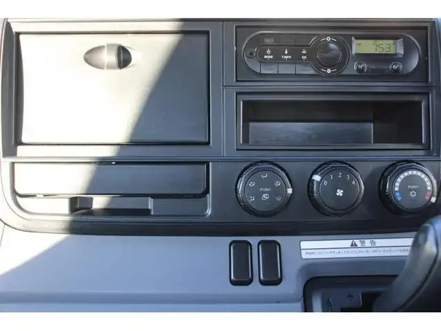 三菱 キャンター 小型 平ボディ 床鉄板 の中古トラック画像11